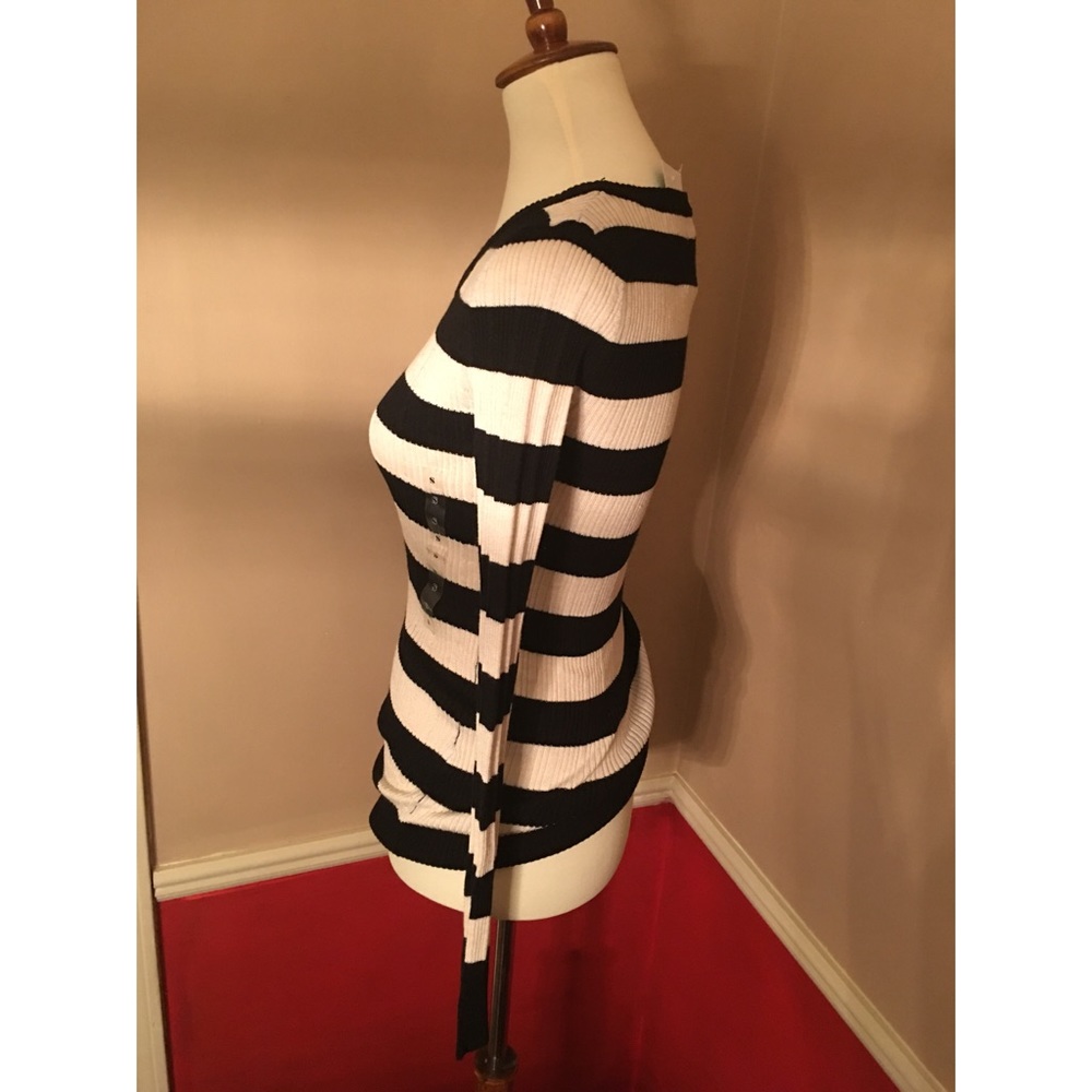 Women’s Striped Sweater