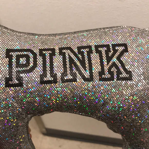 Vs pink fashion show sparkly dog - Picture 4 of 4