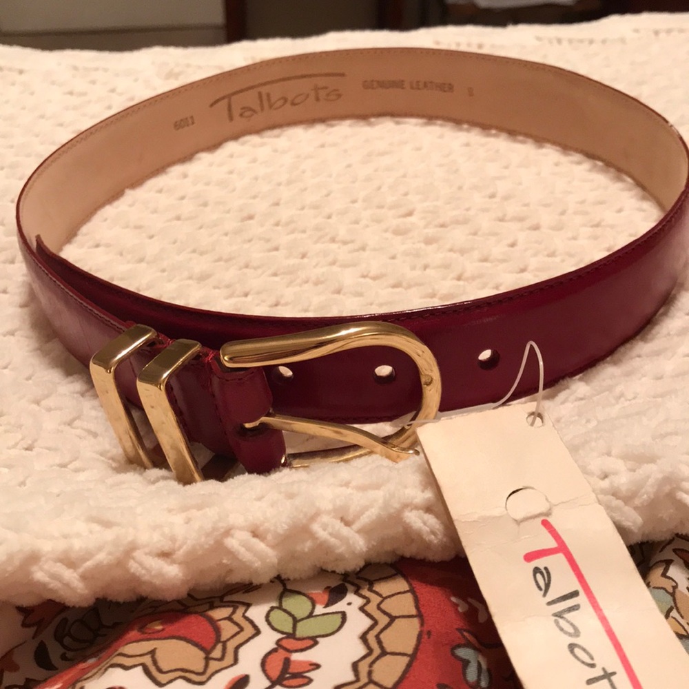 Red leather Talbot’s belt 🌶