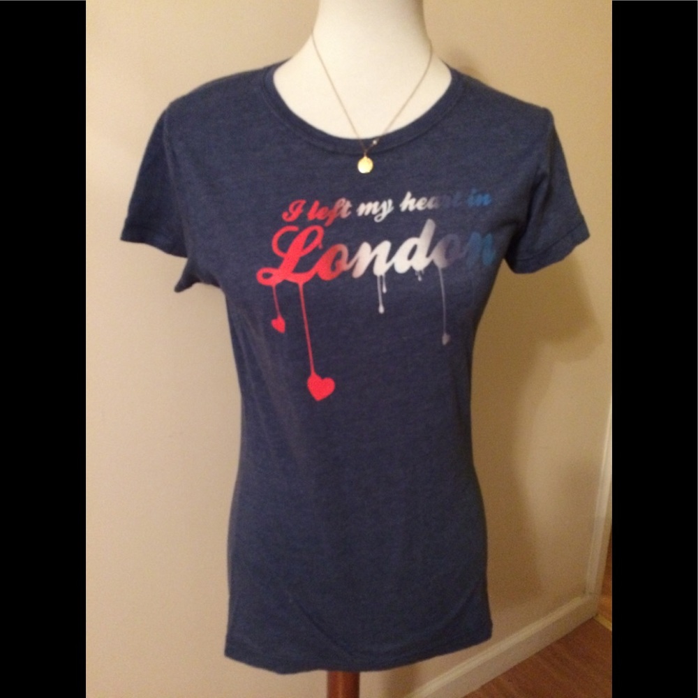 U/O London T-shirt