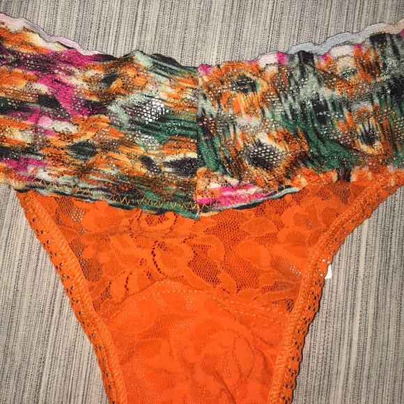 Set of 2 Hanky Panky DUO Lowrise Lace Thongs 😍😍 - Picture 5 of 8