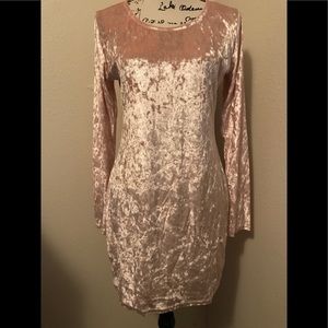 ✨💋PINK CRUSHED VELVET TUNIC DRESS - L