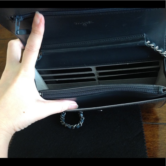 AUTHENTIC CHANEL  LE BOY WOC SHOULDER BAG - Picture 4 of 8