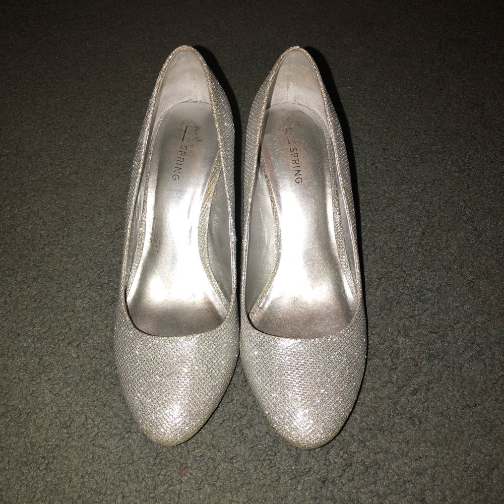 Sparkly silver low heel
