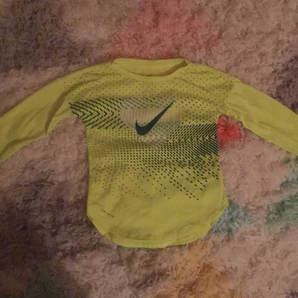Nike dri-fit long sleeve