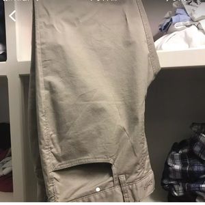 Penguin Chinos