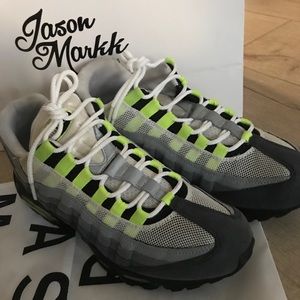 Neon Nike Air Max 95