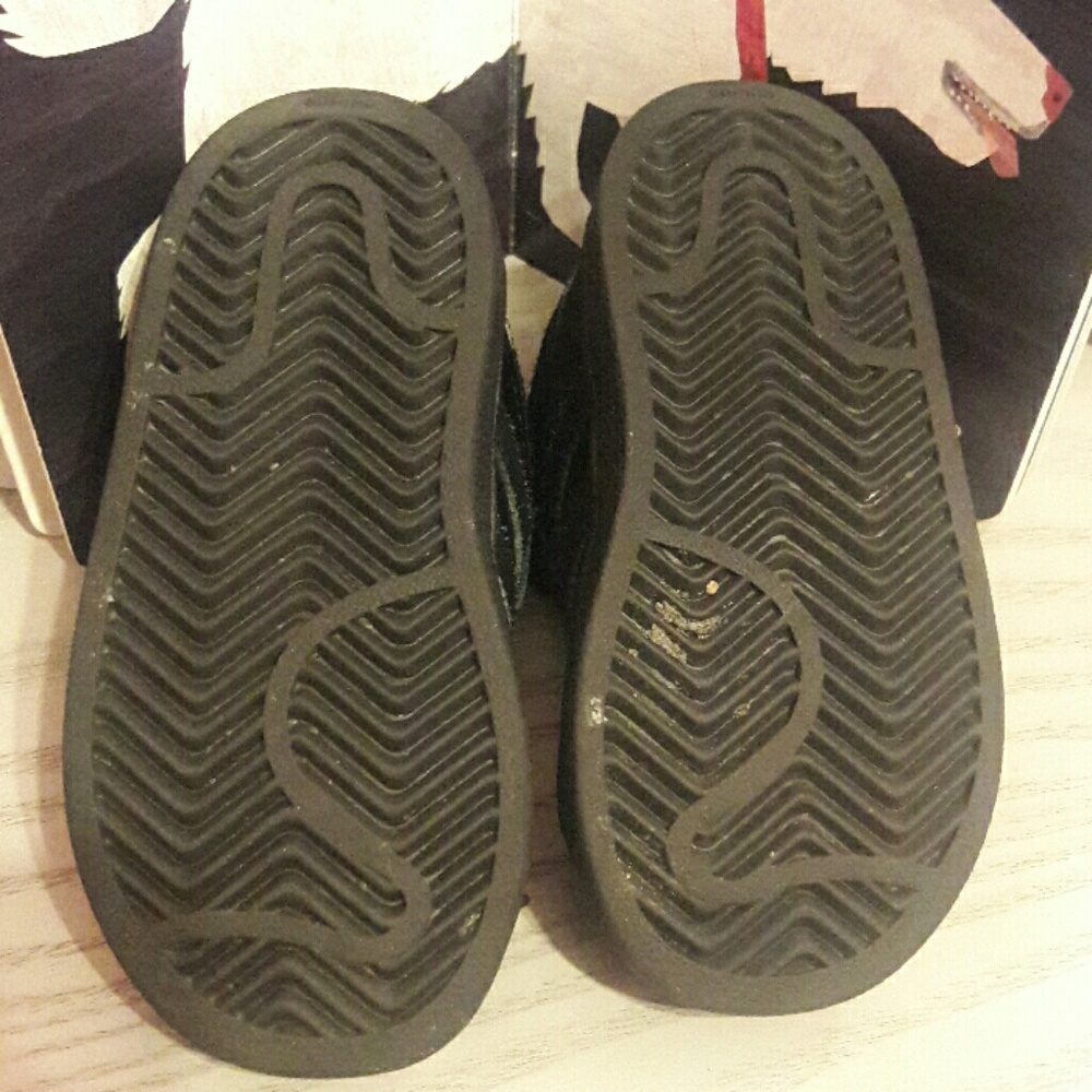 Black Shell toe Adidas - Picture 4 of 6