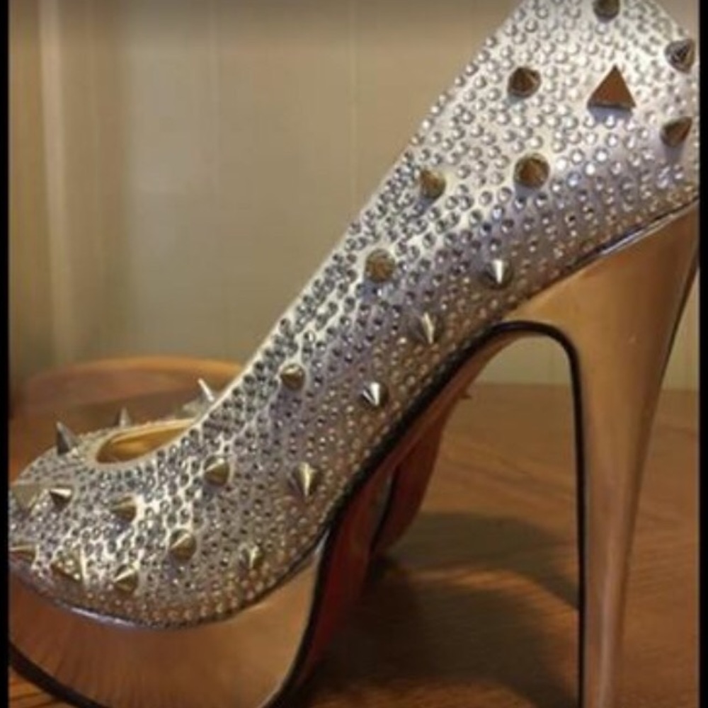 Vero Cuoio Christian Louboutin