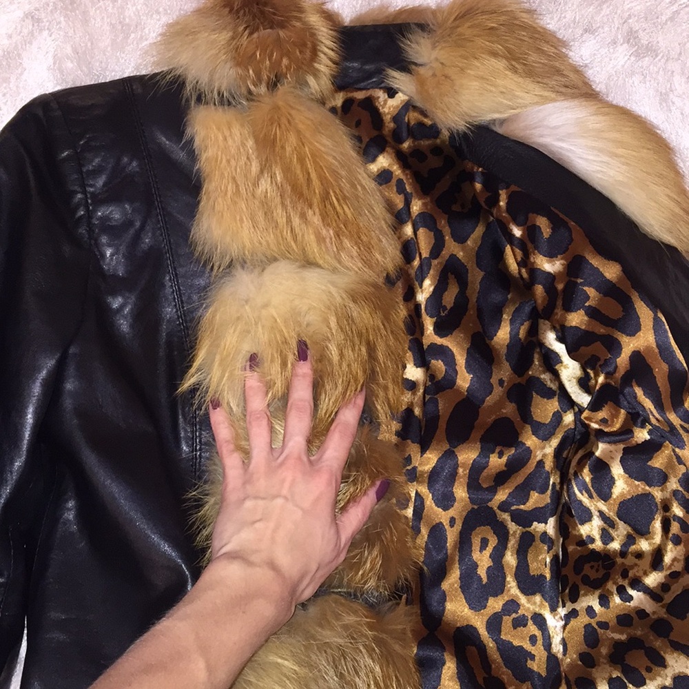 Leather Jacket With Fox fur - Picture 6 of 8