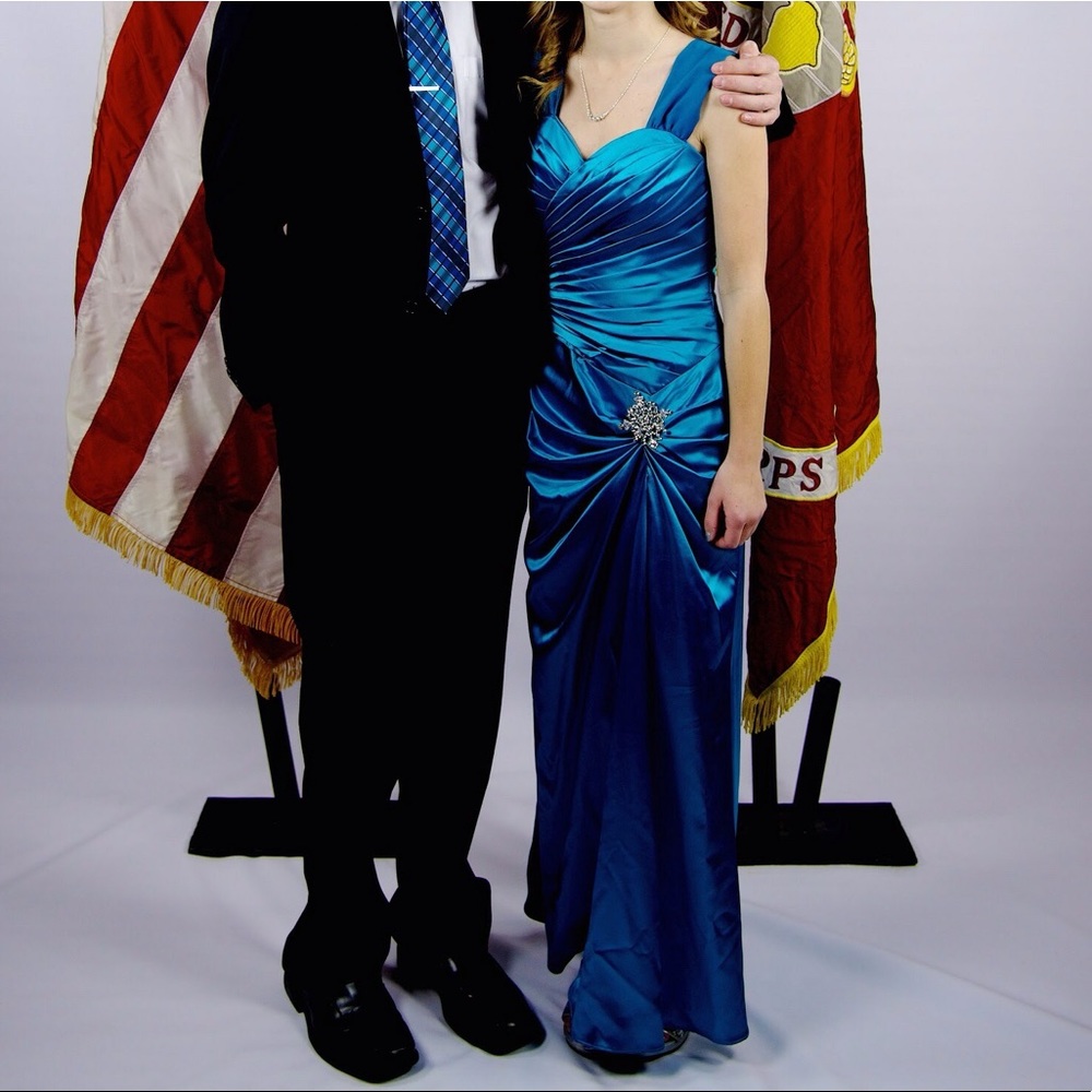 Floor length prom dress