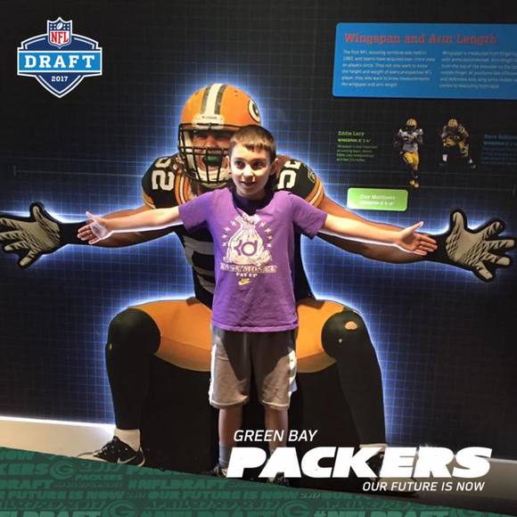 Meet your Posher, Heidi - Picture 1 of 1