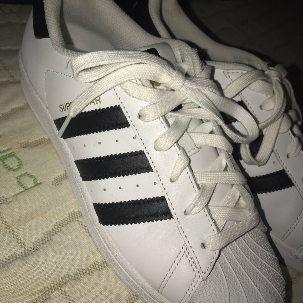 ADIDAS SHELL TOE SHOES. PRACTICALLY NEW
