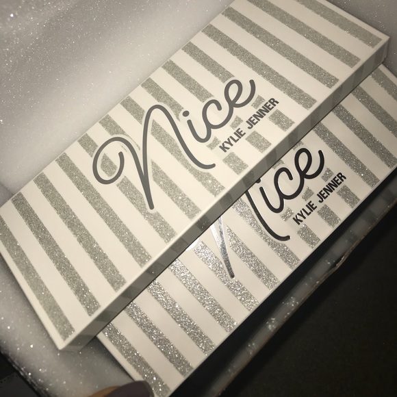 Kylie Cosmetics NICE PALETTE *SOLD* - Picture 3 of 4