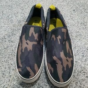 NWT ZARA KIDS SHOE BOY'S SZ.5.5/6
