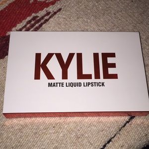 Kylie matte lipstick