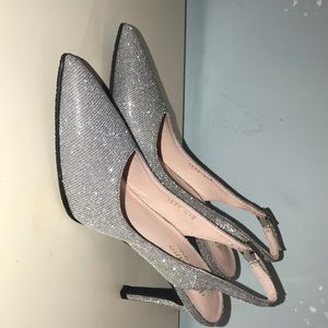 Vandalino heels for room decor only