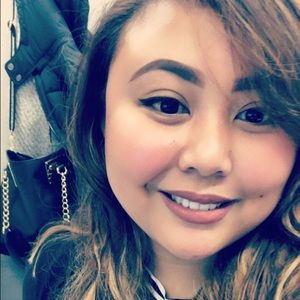 Meet your Posher, Karryl