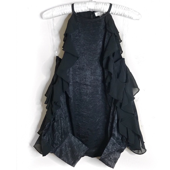 🚨Black Cold Shoulder Top - Picture 4 of 4