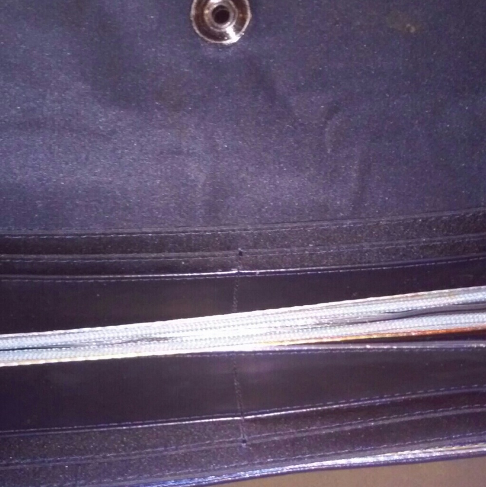 BNWOT ❤ Rare Aigner Navy Wristlet - Picture 4 of 7