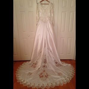 Wedding dress