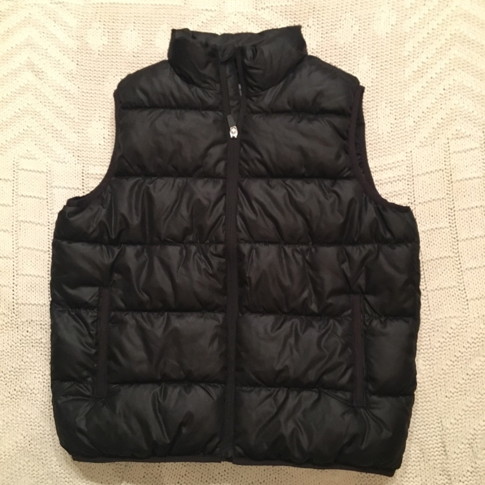 Perfect kid’s puffer vest - new without tags