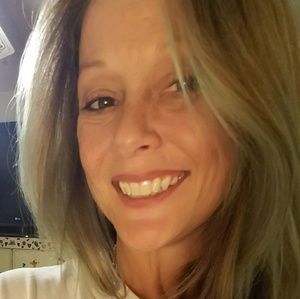 Meet your Posher, Christy