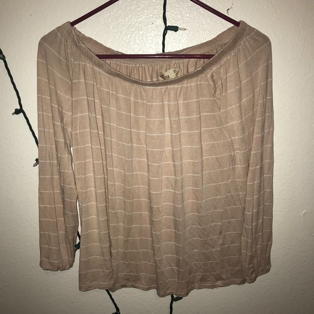 pink & white off the shoulder top!