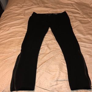 Bebe black skinny pants! Size 29.