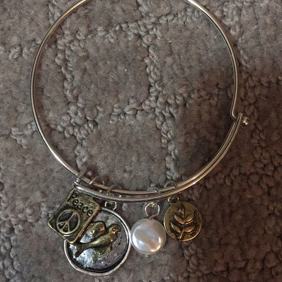 SOLD - Picture 3 of 4