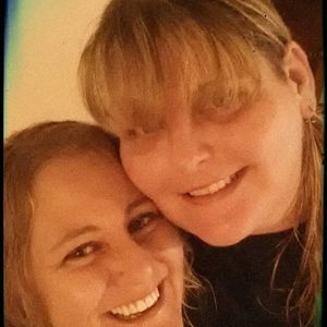 Meet your Posher, Lauraine