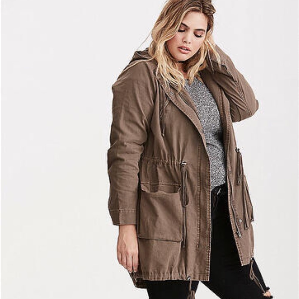 Twill Anorak Jacket in Brown