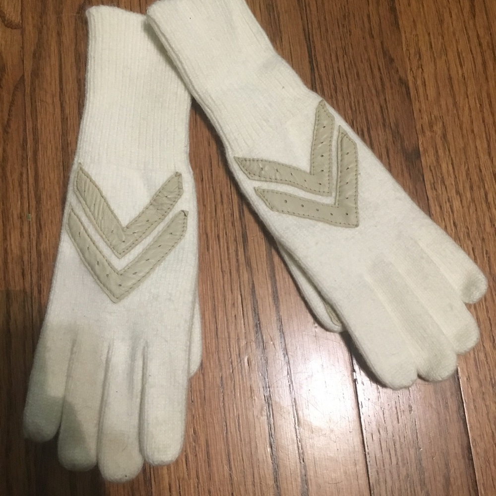Women's gloves