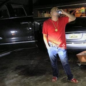 Meet your Posher, Max