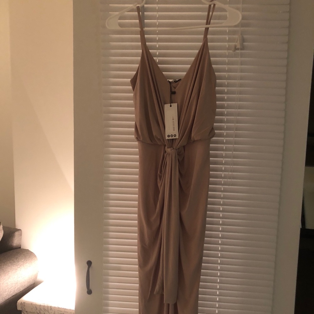 Pretty beige Boohoo dress brand new with tags