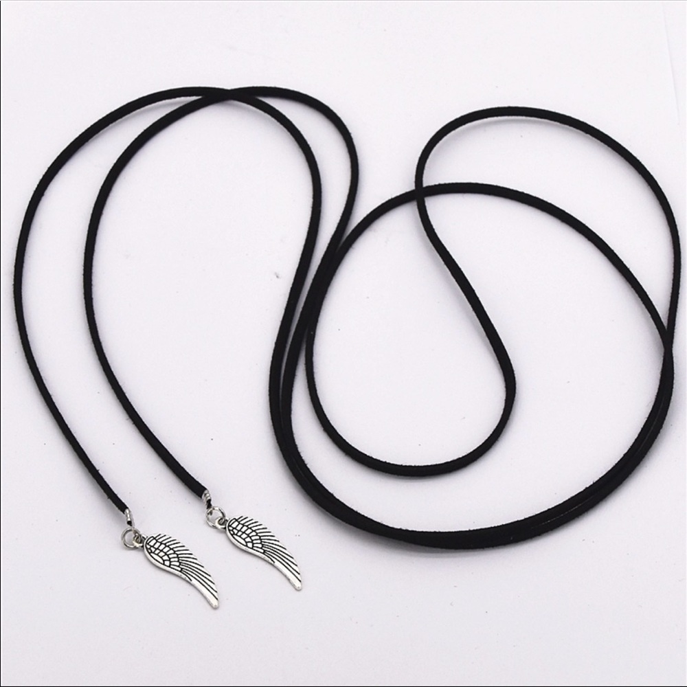 Black velvet Choker - Silver Feather Boho Trend