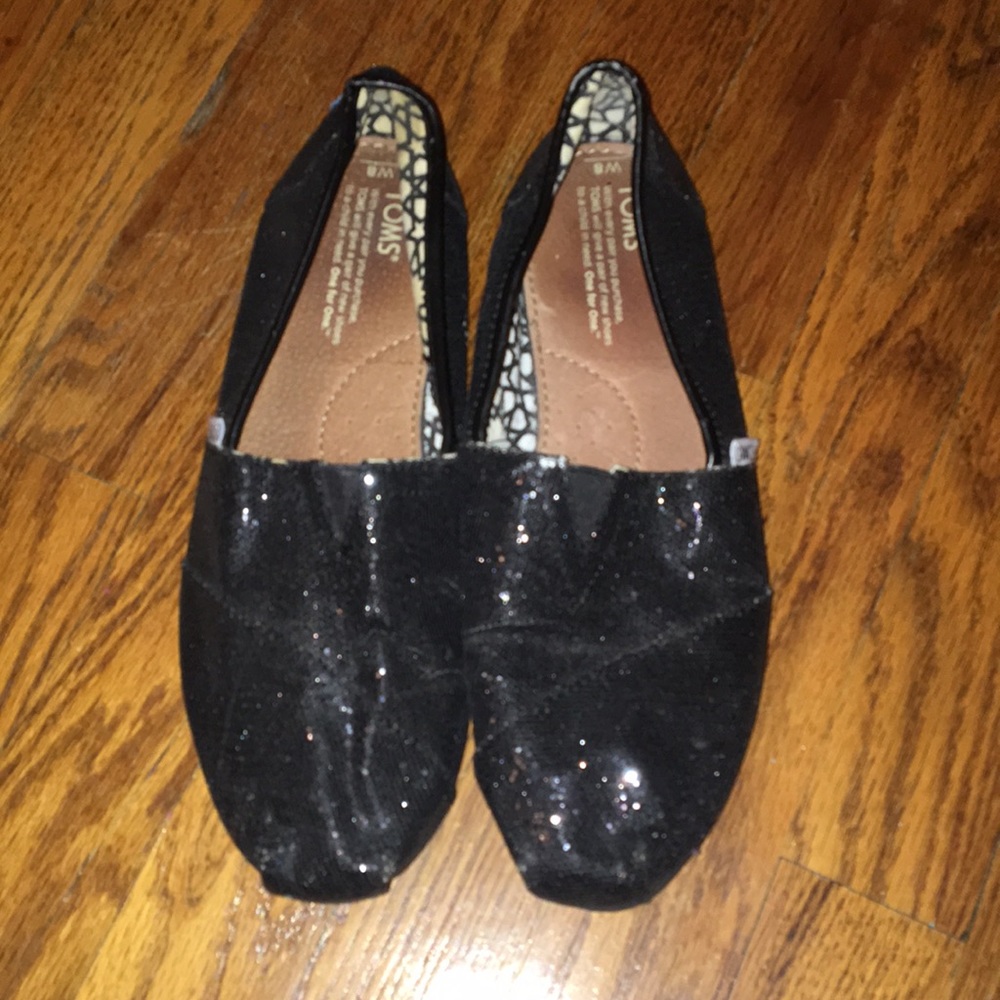 Shoes - Picture 2 of 2