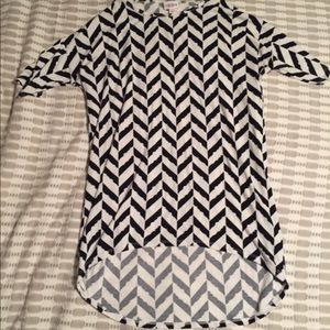 LuLaRoe Black and White Irma - xxs