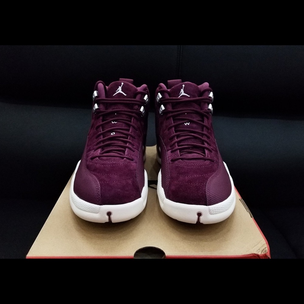 Jordan 12 Retro (burgendy/white)