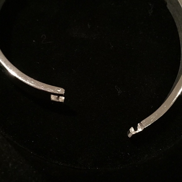 Crystal Bangle Dark Green - Picture 5 of 7