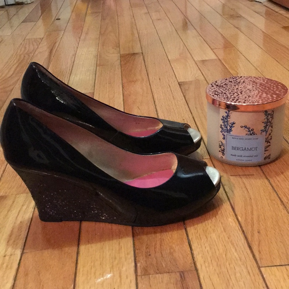 CLOSING-Lilly Pulitzer Glitter Wedges - Sz 8