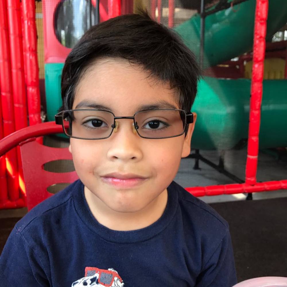 Meet your Posher, Rigoberto