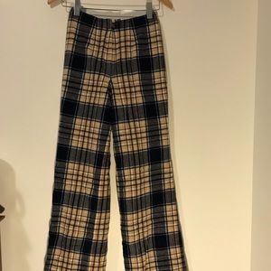 Trousers perfect for this season