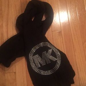 Michael Kors scarf