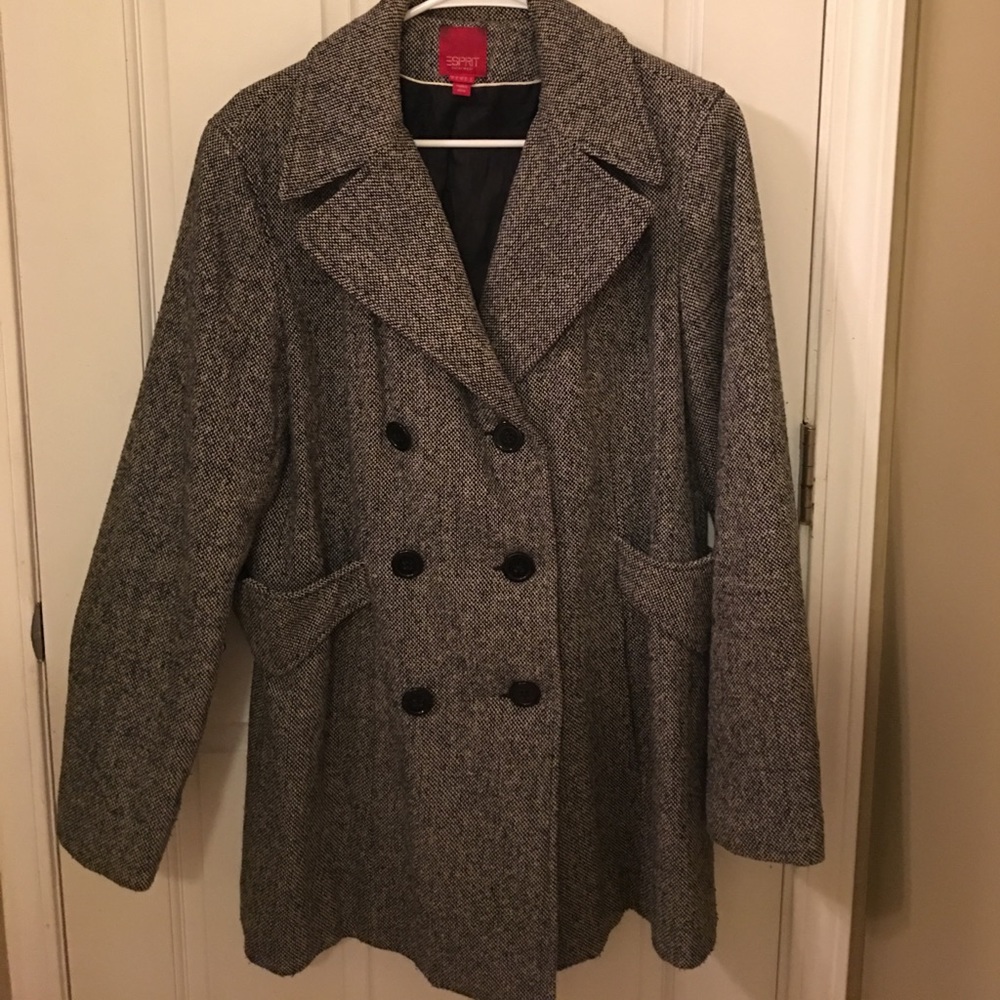 Women’s size large black and white tweed pea coat