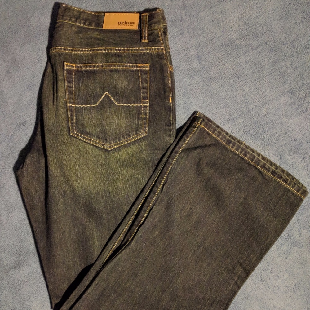 Urban Pipeline Men's Relaxed Bootcut Jeans 33X32