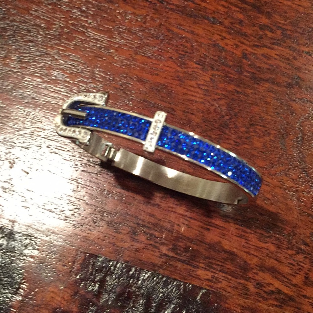 Blue crystal bangle