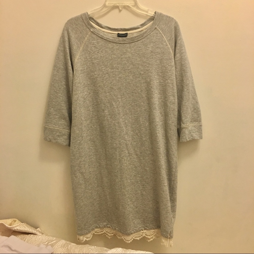 Grey sweater dress with lacey trim