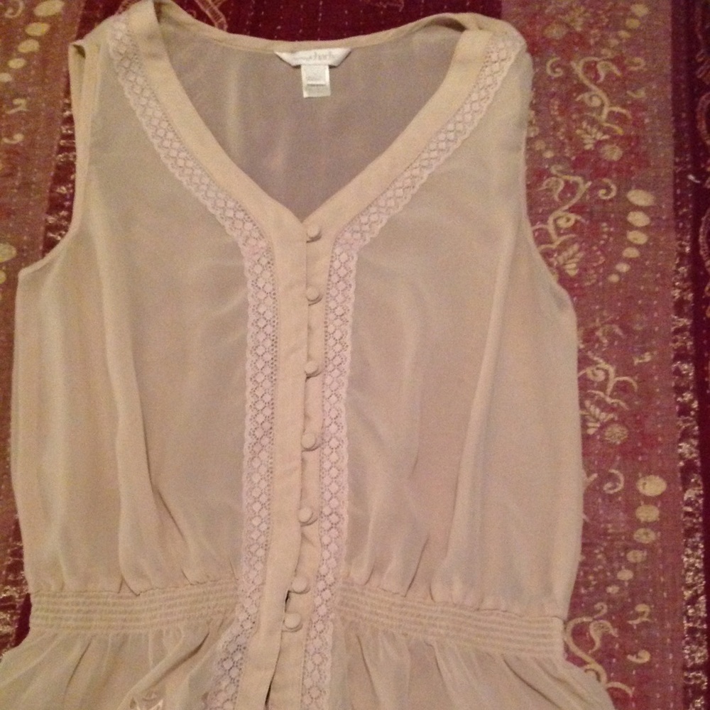 Lacey tunic blouse