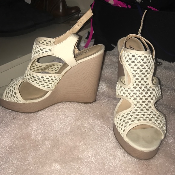 Wedges - Picture 2 of 3